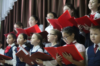 Школе №23 города Якутска присвоено имя учителя музыки Владимира Малышкина / ЯСИА Якутск Якутск Республика Саха (Якутия)