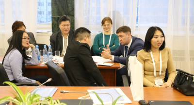 Информационные коммуникации требуют к себе внимательного отношения /   Мирнинский Мирнинский