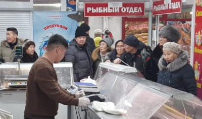 Мирнинцы уважают местного товаропроизводителя /   Мирнинский Мирнинский