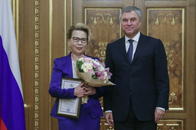 Галине Данчиковой объявлена благодарность за эффективную работу в Государственной Думе / ЯСИА   