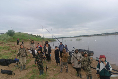 Учащиеся Маарского школьного лесничества принимают участие в акции #ЗеленыйЧетверг / ЯСИА   