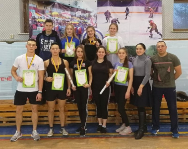 В Универсиаде Чувашской Республики по мас-рестлингу приняло участие более 100 студентов / Алина Алексеева   