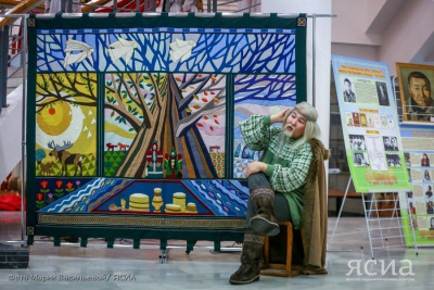 В Госдуму внесен законопроект Ил Тумэна об эпическом наследии народов РФ / ЯСИА   