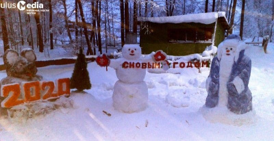 Жители арктического района Якутии украсили свои села скульптурами из снега и льда / ЯСИА   Республика Саха (Якутия)