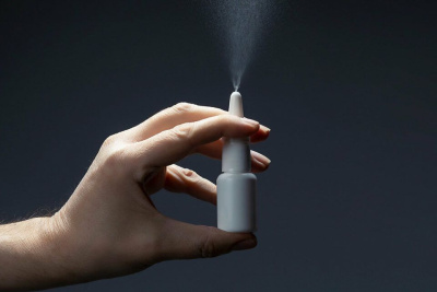 Детей до пяти лет можно будет вакцинировать от коронавируса "Спутником V" в виде спрея для носа / ЯСИА   Город Санкт-Петербург