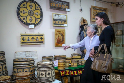 Утвержден оргкомитет Года культурного наследия в Якутии / Туяра Стручкова   Республика Саха (Якутия)