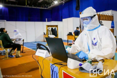 За сутки в Якутии госпитализировано более 100 человек, заболевших коронавирусом / ЯСИА   Республика Саха (Якутия)