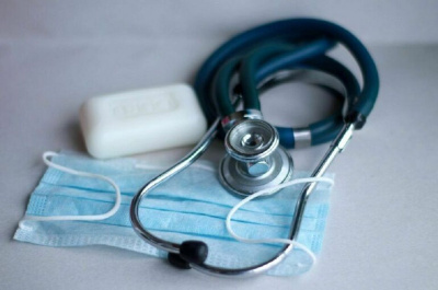 hh.ru: Якутские медики вошли в пятерку лидеров во всероссийском зарплатном рейтинге / ЯСИА   Республика Саха (Якутия)