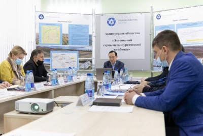 Глава Якутии: Экономическое развитие должно прямо сказываться на повышении уровня жизни алданцев / ЯСИА   Республика Саха (Якутия)