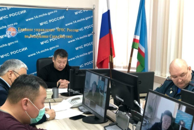 Дмитрий Садовников потребовал от глав муниципалитетов усилить противопожарные мероприятия / ЯСИА   