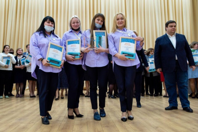 Команда гимназии №1 из Нерюнгри вышла в финал конкурса «Флагманы образования. Школа» / ЯСИА  Нерюнгринский Республика Саха (Якутия)