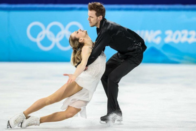 Виктория Синицина и Никита Кацалапов завоевали серебро на Играх в Пекине / ЯСИА   