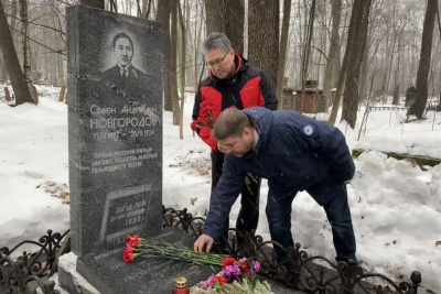 В Санкт-Петербурге почтили память создателя якутской массовой письменности Семена Новгородова / ЯСИА   Республика Саха (Якутия)
