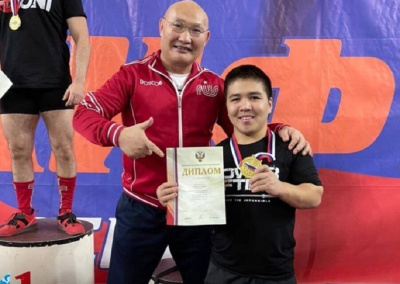 Якутянин Айаал Сивцев стал чемпионом первенства России по пауэрлифтингу / ЯСИА   Республика Саха (Якутия)