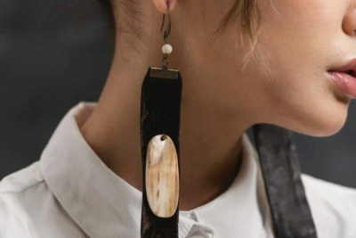 Якутянка создает эксклюзивные украшения / ЯСИА   Республика Саха (Якутия)