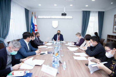 Депутаты Якутской гордумы против сокращения расходов на ЖКХ / ЯСИА   Республика Саха (Якутия)