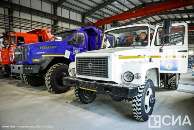 Филиалы ГУП ЖКХ Якутии в районах получили новую спецтехнику / Виктория Сергеева   Республика Саха (Якутия)