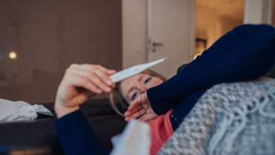 Врачи перечислили шесть скрытых симптомов "омикрона" / ЯСИА   