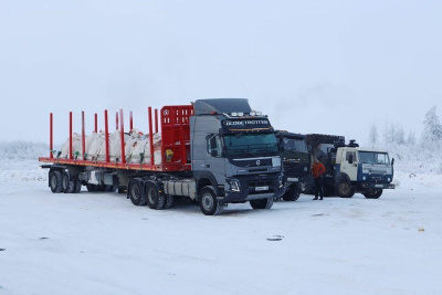 В Якутии провели мониторинг движения транспорта на зимнике / ЯСИА   Республика Саха (Якутия)