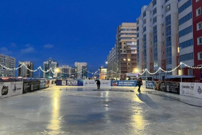 В 203 микрорайоне Якутска открыли бесплатный ледовый каток / ЯСИА Якутск Якутск Республика Саха (Якутия)