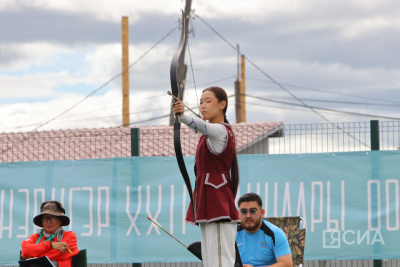 На Играх Манчаары стартовали соревнования по стрельбе из традиционного лука / Майя Гоголева   