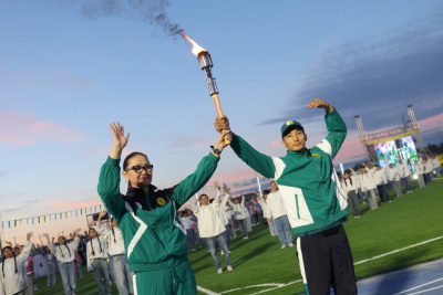 Игры начались. Зажжён огонь XXII Спартакиады по национальным видам спорта / Дьулустаан Сергеев   