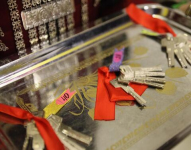 В этом году более трех тысяч человек переселят из аварийных домов в Якутске / ЯСИА Якутск Якутск Республика Саха (Якутия)