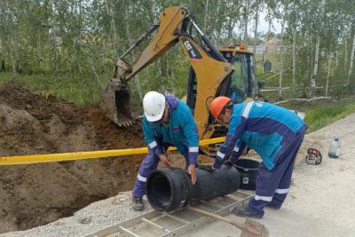 В микрорайоне Северном Якутска ведут срочные ремонтные работы на газопроводе / ЯСИА   