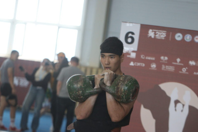 Два золота Игр Манчаары по гиревому спорту увезут намские атлеты / Дьулустаан Сергеев   