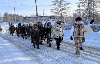 Фотофакт. В Оленьке провели шествие в честь Дня народного мастера в Якутии / ЯСИА   Республика Саха (Якутия)