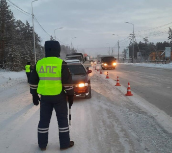 Рейды ГИБДД Якутии: составлено почти 1400 протоколов на водителей / ЯСИА   Республика Саха (Якутия)