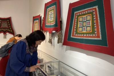 В Якутском музее открылась уникальная выставка декоративно-прикладного искусства / ЯСИА   Республика Саха (Якутия)