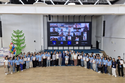 В Якутии наградили участников VI международной школьной конференции / ЯСИА   