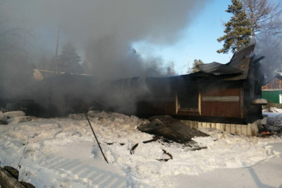 Два человека погибли при пожаре в частном доме в поселке Чульман Якутии / ЯСИА   Республика Саха (Якутия)