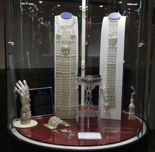 “Muus ustar". В Якутске пройдут модный показ и выставка ювелирных изделий молодых дизайнеров / ЯСИА Якутск Якутск Республика Саха (Якутия)