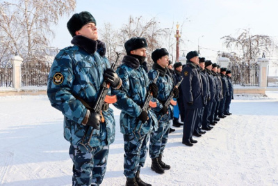 В Якутии молодые сотрудники отдела по конвоированию УФСИН приняли присягу / ЯСИА   Республика Саха (Якутия)