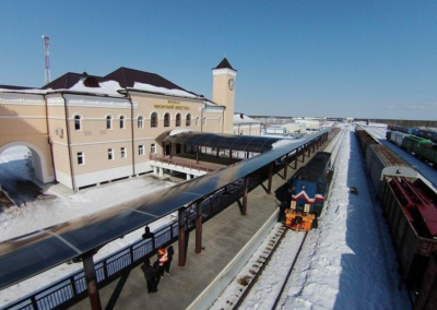 В Якутию доставят товары первой необходимости и обеспечат запас на время закрытия ледовой переправы / ЯСИА   Республика Саха (Якутия)
