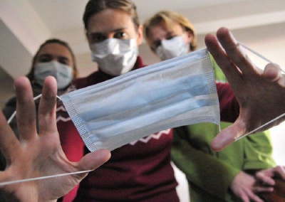 Директор Центра им. Гамалеи: Маски следует носить людям без иммунитета к коронавирусу / ЯСИА   Город Москва