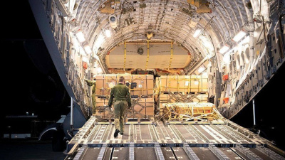 ЕС перевёл Киеву €300 млн, впервые в истории оплатив поставки оружия в зону конфликта / ЯСИА   