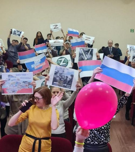 Как прошла Крымская весна в Алмазном и Тас-Юряхе /    