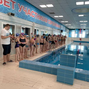 18 лучших пловцов заняли спортивный пьедестал /   Мирнинский 