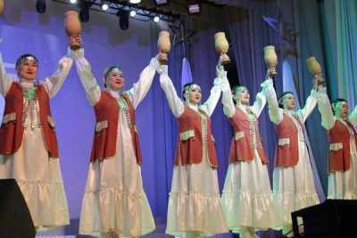 Районный детский фестиваль посвятили Году культурного наследия народов России /   Мирнинский 