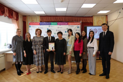 В Мирнинском районе объявили абсолютного победителя конкурса «Сердце отдаю детям-2022» /   Мирнинский Республика Саха (Якутия)