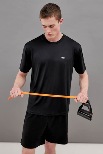 Спортивная футболка из капсулы sport