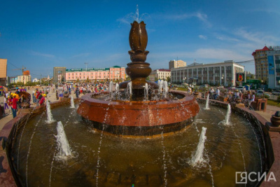 В Якутске фонтан на площади Орджоникидзе закроют на ремонт / ЯСИА   