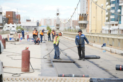 В Якутске капитально ремонтируют две магистральные улицы / ЯСИА   