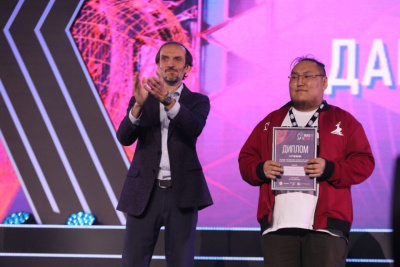 Лучшим аниматором на фестивале "Muus uSTAR" признали Данила Поскачина / Анастасия Филиппова   