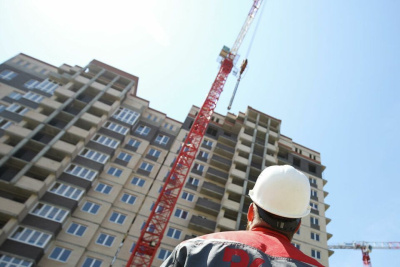 В Якутии выполнят планы по переселению из аварийного жилья и созданию дополнительных мест в школах / ЯСИА   Республика Саха (Якутия)