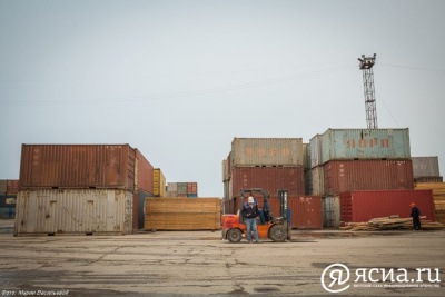 Средние предлагаемые зарплаты в Якутии в сфере доставки и логистики выросли на 32% / ЯСИА   Республика Саха (Якутия)