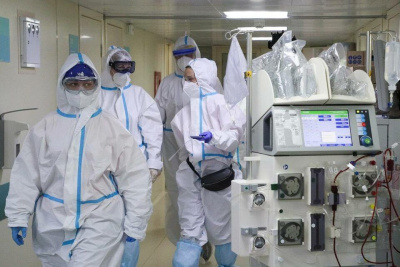 За последние сутки госпитализировали 25 человек с COVID-19 в Якутии / ЯСИА   Республика Саха (Якутия)